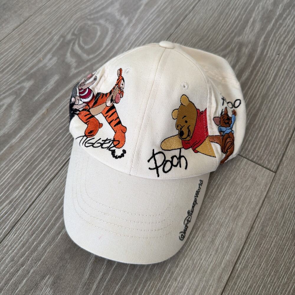 Vintage Walt Disney World Winnie Pooh + friends hat Sz YOUTH embroidered